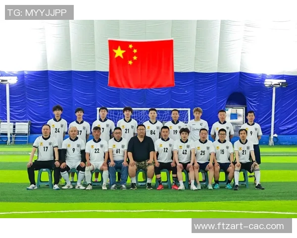 足球明星生日庆祝瞬间回顾与精彩瞬间分享
